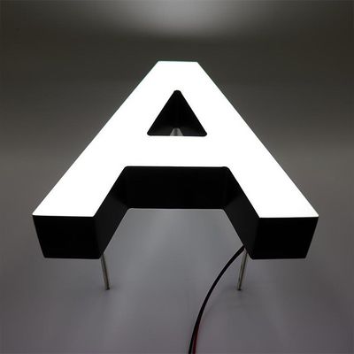 Winkellogo Buiten LED-letterbord met 28C Werkduur van 50000 uur en ontwerp