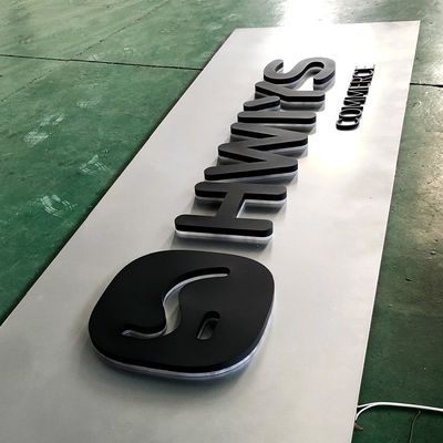 LED-modules verlichten custom letters en logo's van roestvrij staal