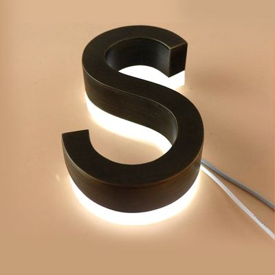 LED-modules verlichten custom letters en logo's van roestvrij staal