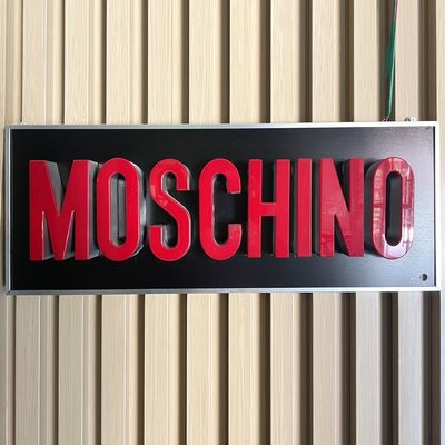 Buiten Custom 3D lichtend bord met verlichte acrylletters en LED-kunst bij 25C