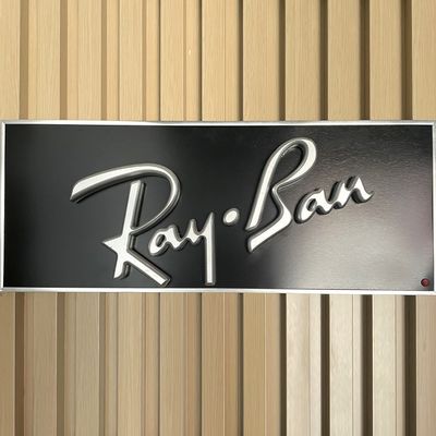 Buiten Custom 3D lichtend bord met verlichte acrylletters en LED-kunst bij 25C