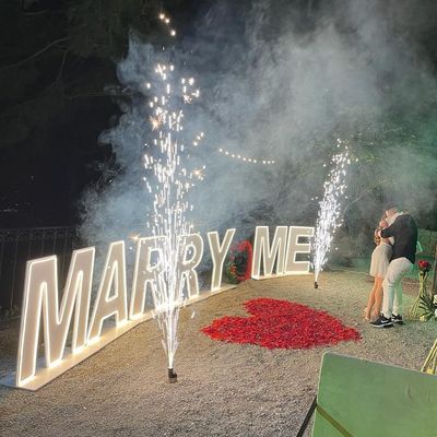Gepersonaliseerd Marquee Light Up Letters Neon Sign voor je bruiloft Een match gemaakt in de hemel