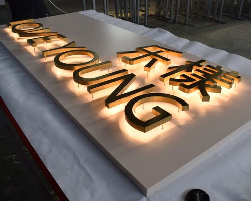 Buiten 3D LED billboard en display board roestvrij metaal achtergrondlicht Lichte letters