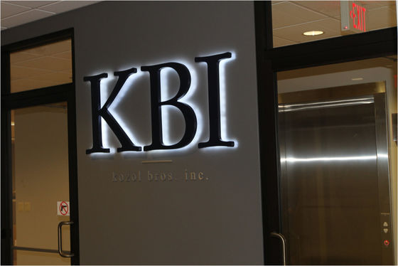 Acryl-elektronisch verlicht bord Custom 3D metaal logo LED achtergrondverlicht bord voor ziekenhuizen