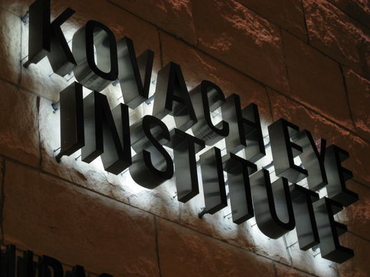 Gepersonaliseerd verlicht binnenshuis licht Led Letter Wall Sign met DC 12V Input Voltage
