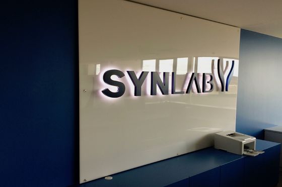 Gepersonaliseerd verlicht binnenshuis licht Led Letter Wall Sign met DC 12V Input Voltage