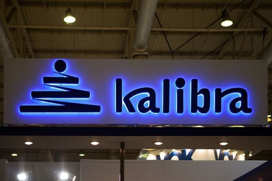 Signaal achtergrondverlichting Logo LED-letters met zacht warm wit licht